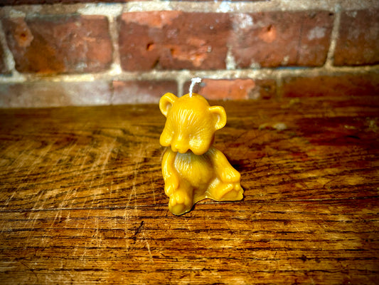 Sitting Bear Beeswax Candle